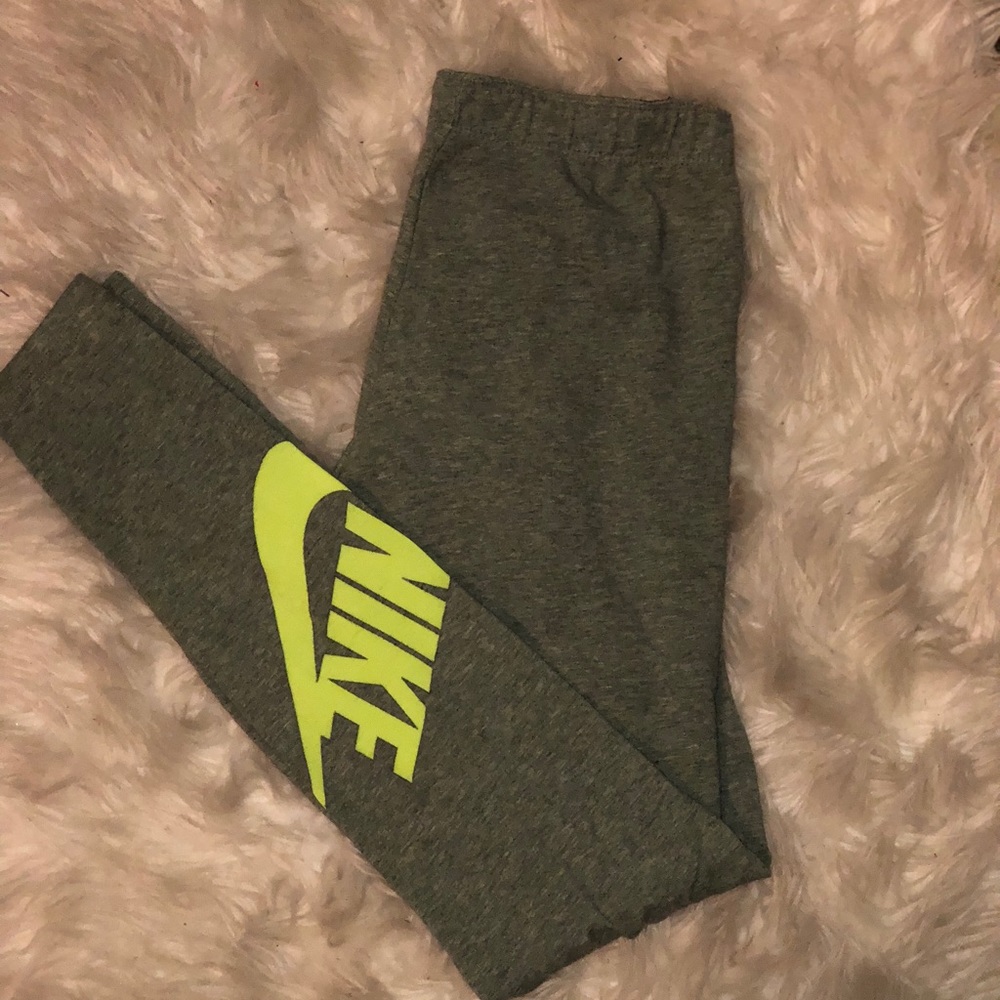 Nike leggings